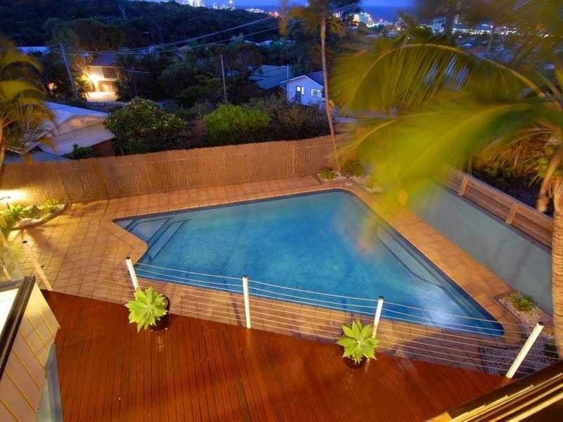 2 Kawana Street, Alexandra Headland QLD 4572