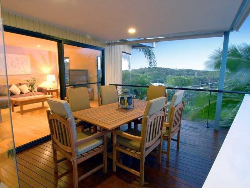 2 Kawana Street, Alexandra Headland QLD 4572