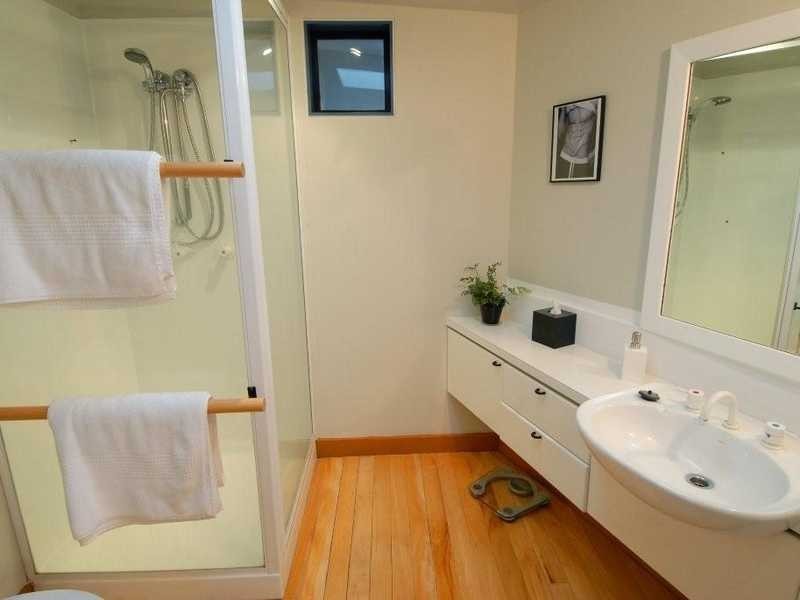 2 Kawana Street, Alexandra Headland QLD 4572