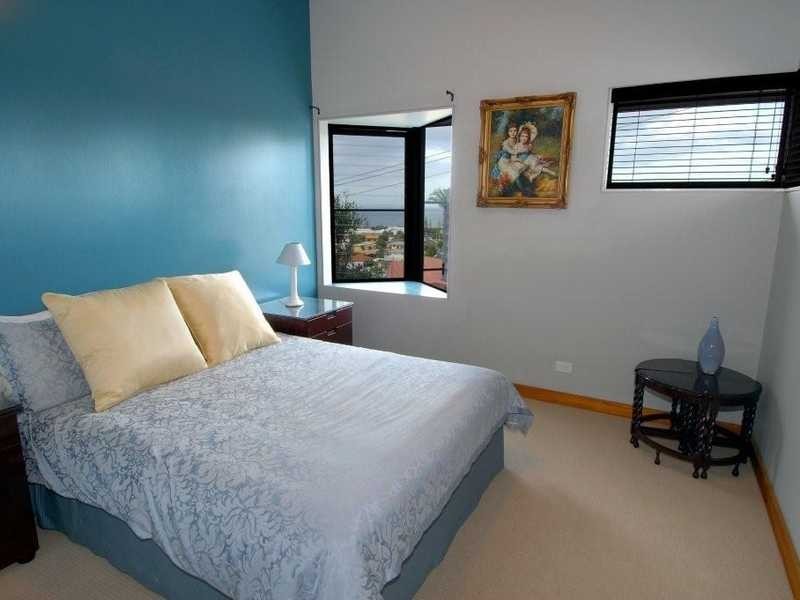 2 Kawana Street, Alexandra Headland QLD 4572