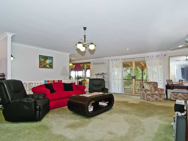 9 Caryota Street, Nambour QLD 4560