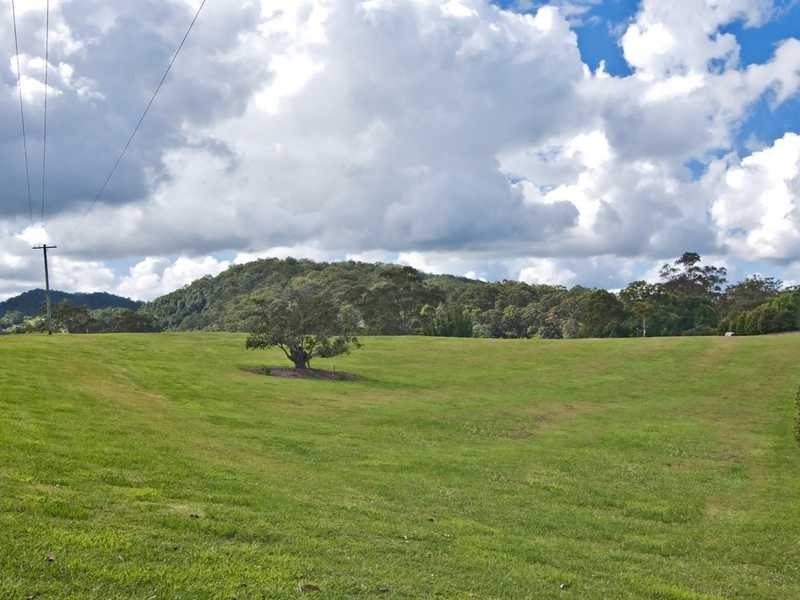 129 Gold Creek Road, North Arm QLD 4561