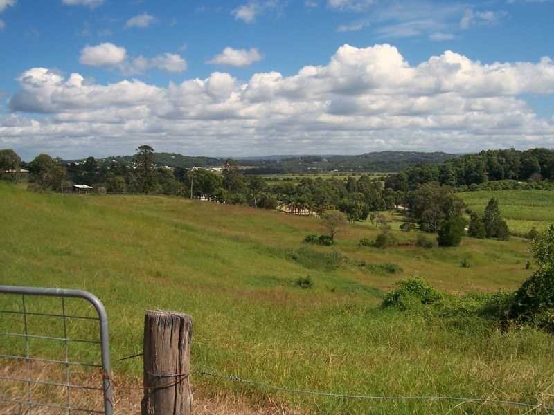 51 Twin Peaks Road, Bli Bli QLD 4560