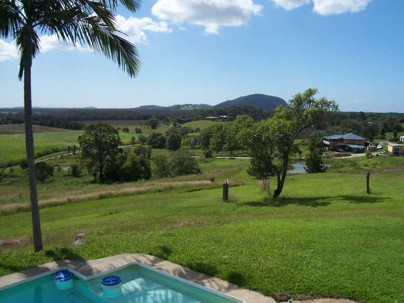 51 Twin Peaks Road, Bli Bli QLD 4560