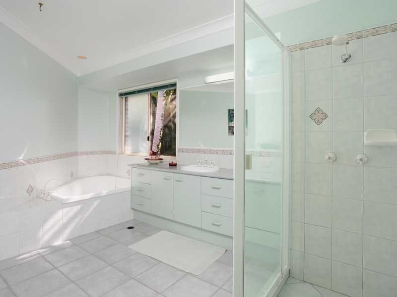 10 Mountridge Close, Kiels Mountain QLD 4559