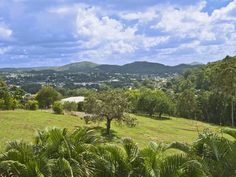 33 Panorama Drive, Rosemount QLD 4560