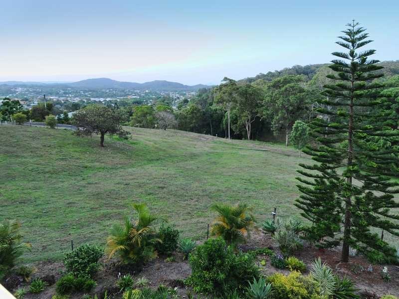 33 Panorama Drive, Rosemount QLD 4560