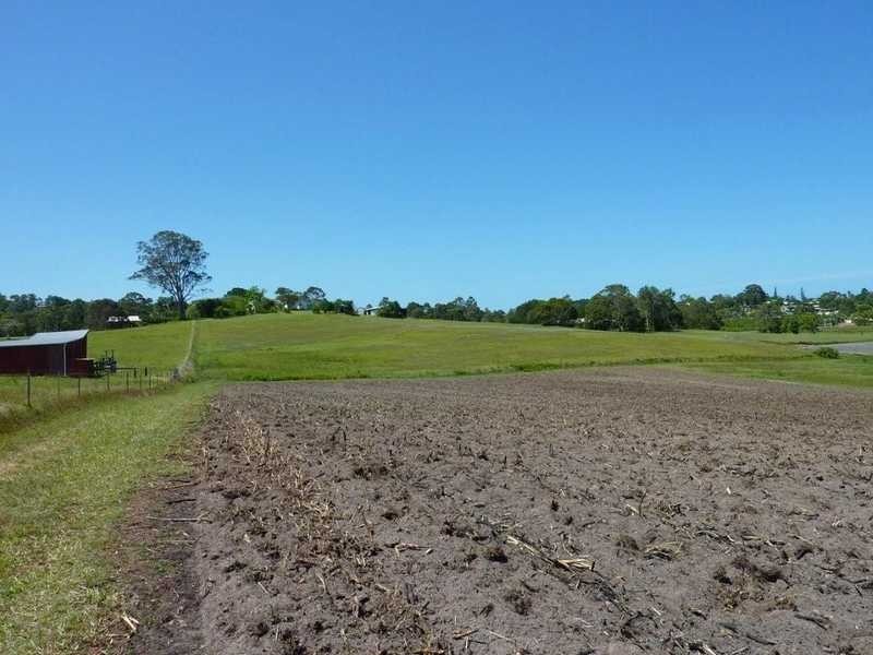 17 Bennett Road, Bli Bli QLD 4560