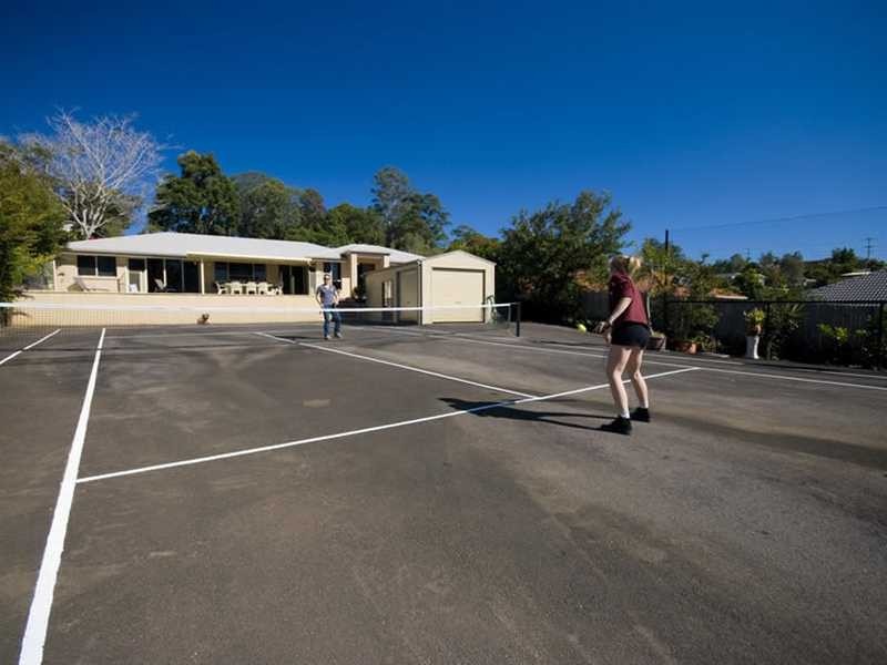 16 Mountain Breeze Court, Nambour QLD 4560