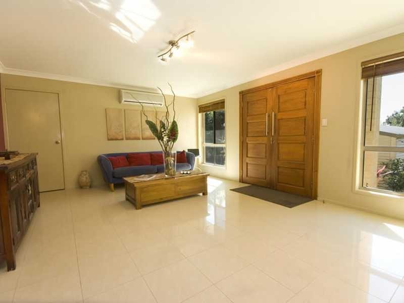 16 Mountain Breeze Court, Nambour QLD 4560