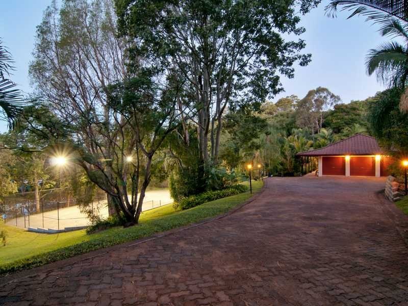 3 Woodchester Close, Rosemount QLD 4560