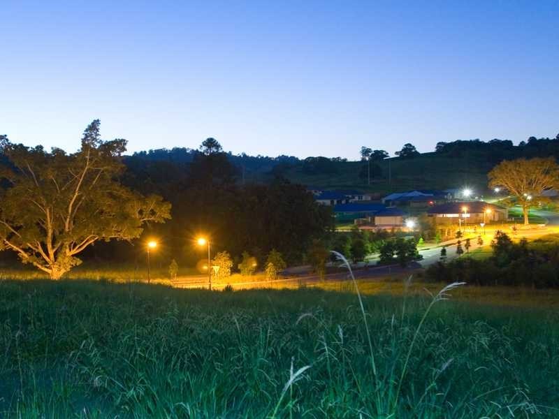 5 Orientation Place, Nambour QLD 4560