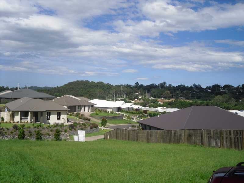 12 McClintock Place, Woombye QLD 4559