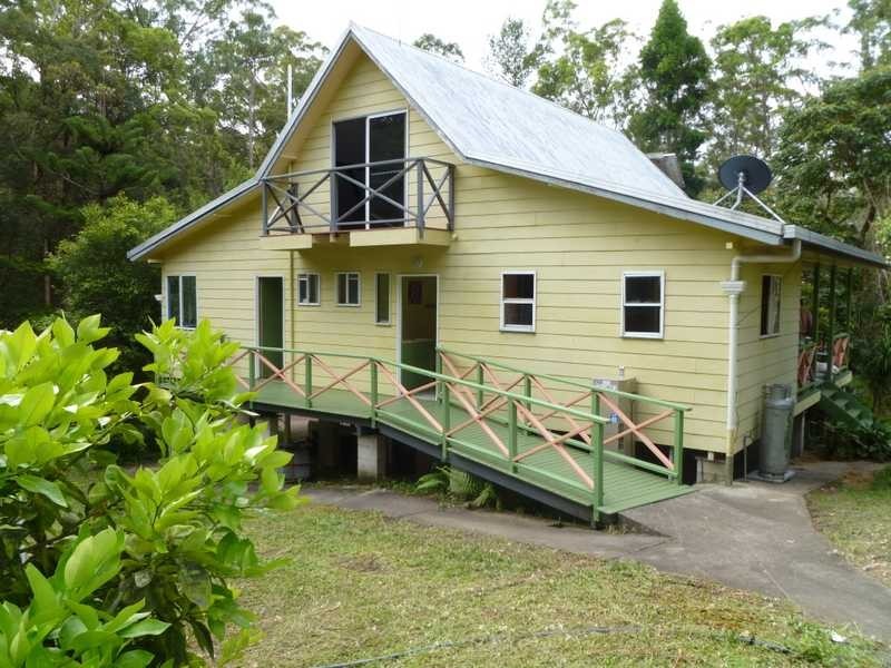182 Hidden Valley Road, North Arm QLD 4561