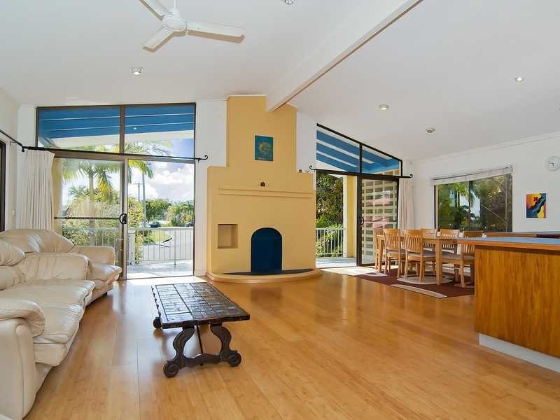 77 Yakola Parade, Alexandra Headland QLD 4572