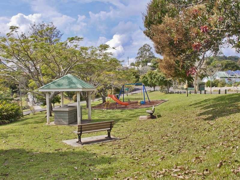 15 Magnolia Street, Nambour QLD 4560