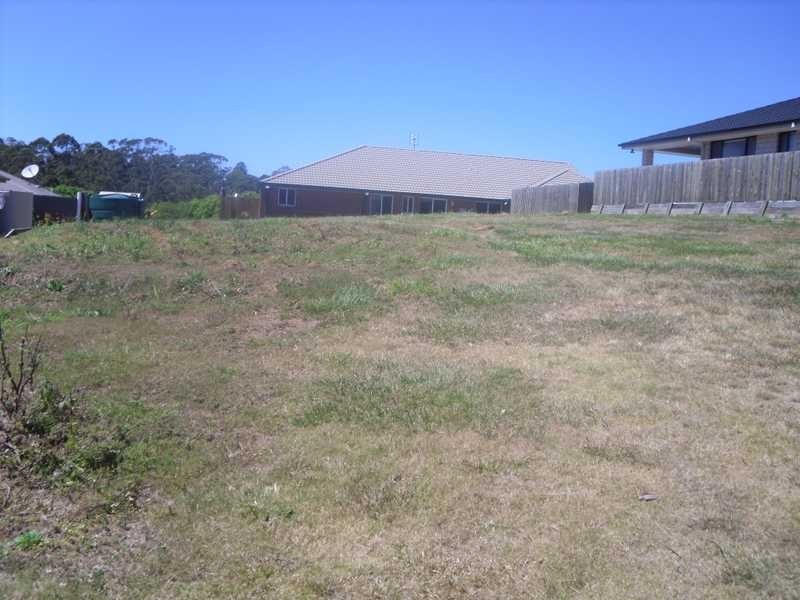 1 Cooee Court, Coes Creek QLD 4560