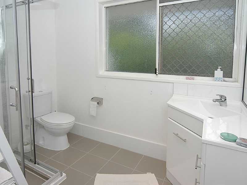 4 Molakai Drive, Mountain Creek QLD 4557