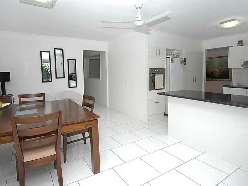 4 Molakai Drive, Mountain Creek QLD 4557