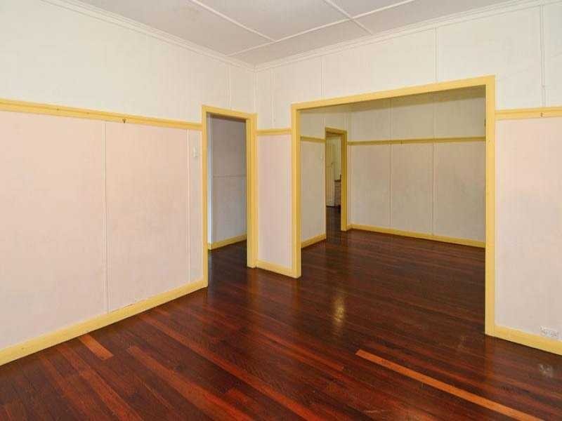 154 Howard Street, Nambour QLD 4560