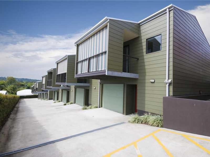 Unit 2/33 Blackall Street, Woombye QLD 4559