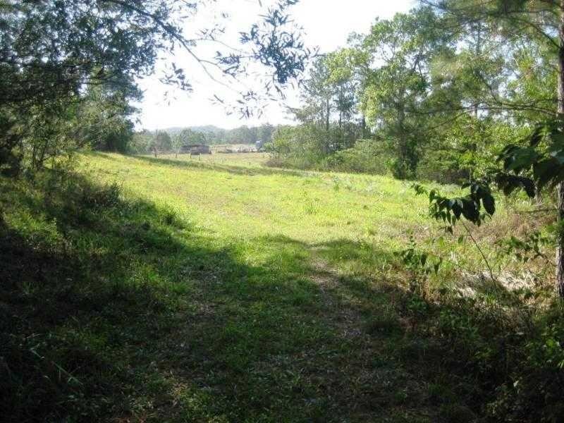 4 Hidden Valley Road, North Arm QLD 4561