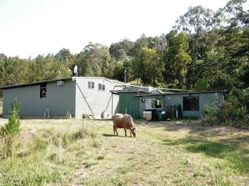 4 Hidden Valley Road, North Arm QLD 4561