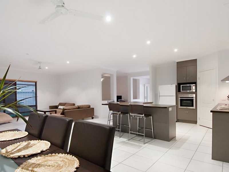 14 Flame Tree Court, Palmwoods QLD 4555