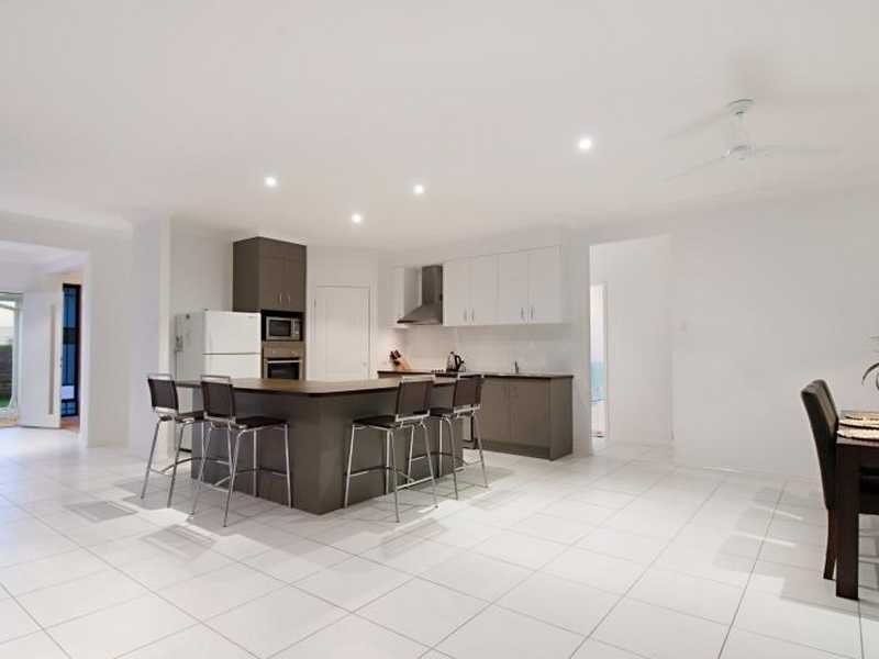 14 Flame Tree Court, Palmwoods QLD 4555