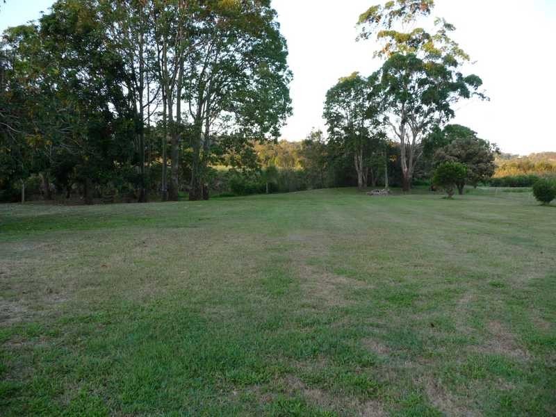 287 Petrie Creek Road, Rosemount QLD 4560