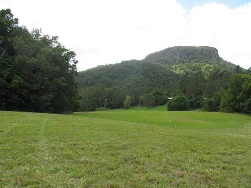 1 Mountain View Court, Yandina QLD 4561