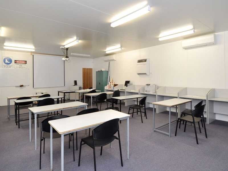 1 Windsor Road, Burnside QLD 4560