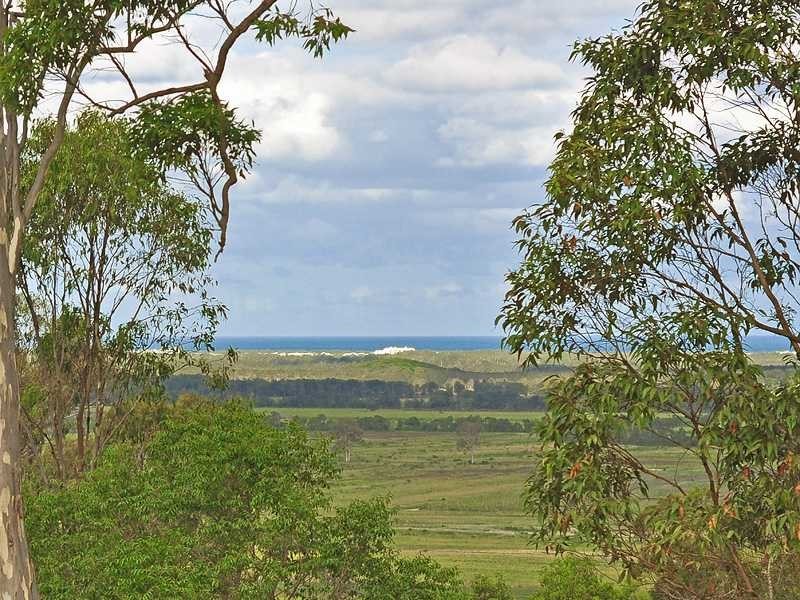 15 Tamin Place, Maroochy River QLD 4561