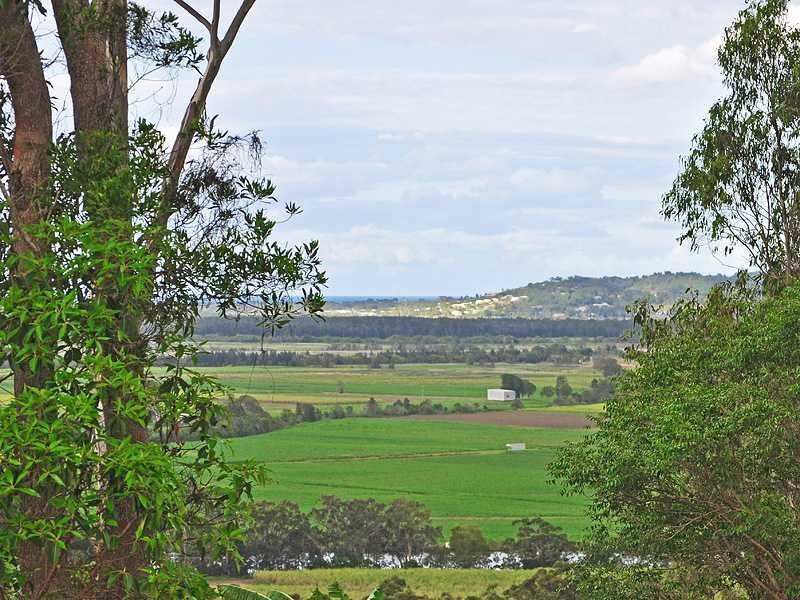 15 Tamin Place, Maroochy River QLD 4561