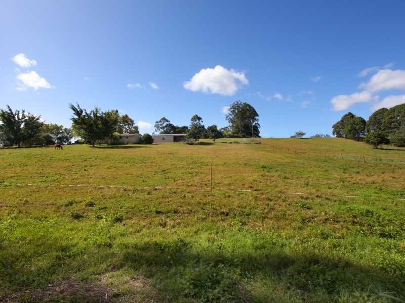 186 Diddillibah Road, Woombye QLD 4559