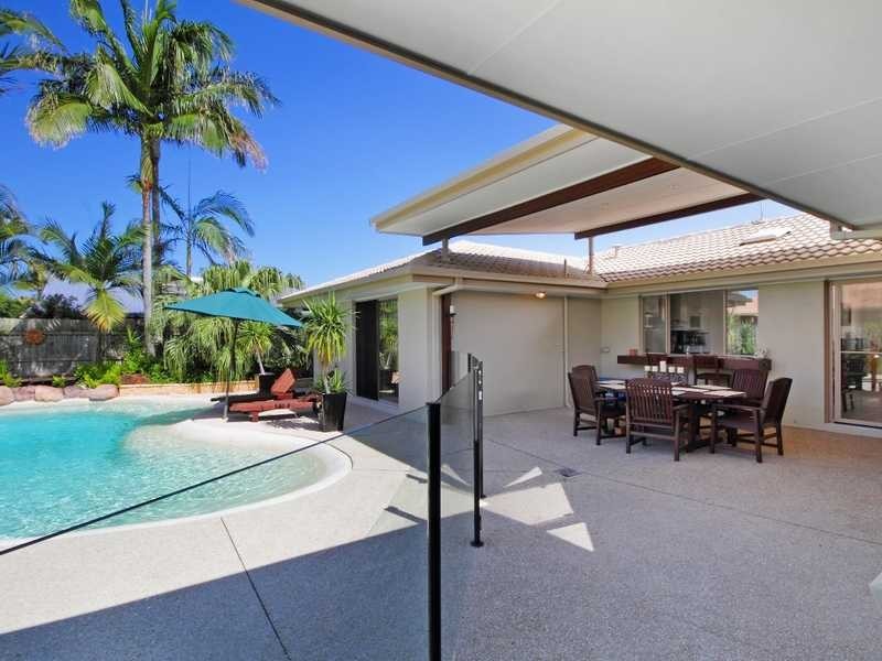 9 Mooloolah Drive, Minyama QLD 4575