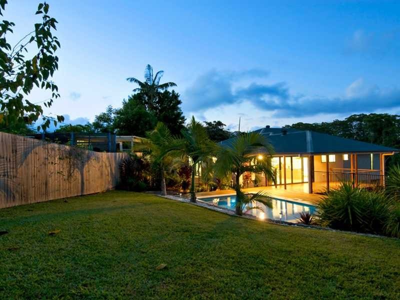 16 Garden Avenue, Palmwoods QLD 4555