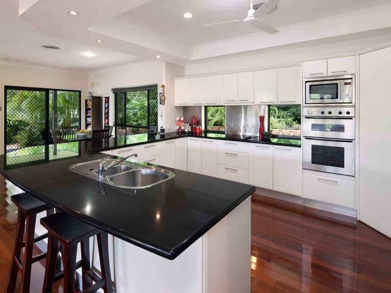 1a Woodchester Close, Rosemount QLD 4560