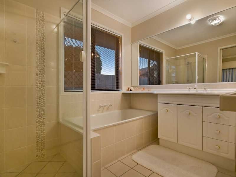 10 Rock Fig Court, Palmwoods QLD 4555