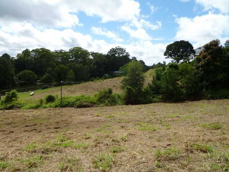 204 Coes Creek Road, Nambour QLD 4560