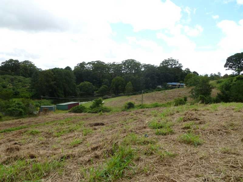204 Coes Creek Road, Nambour QLD 4560