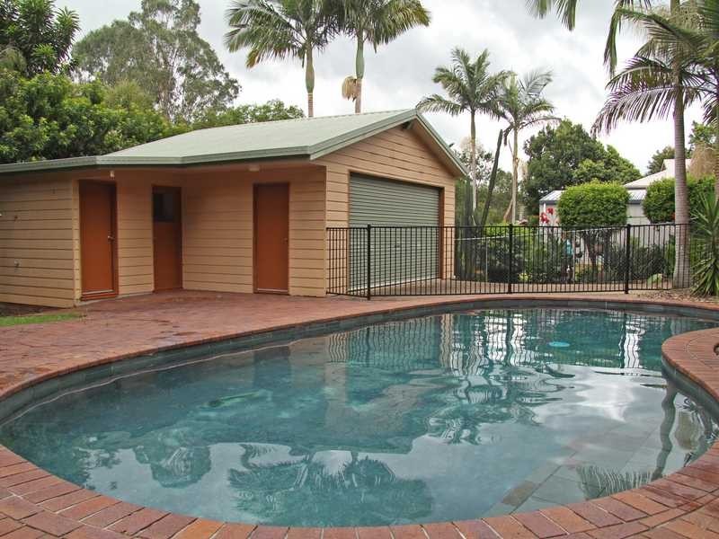 19 Chiltern Court, Nambour QLD 4560