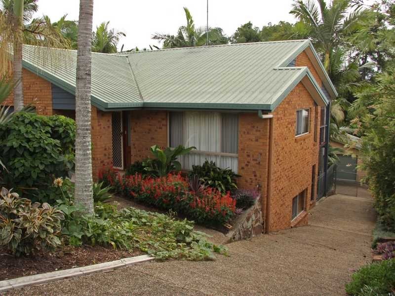 19 Chiltern Court, Nambour QLD 4560