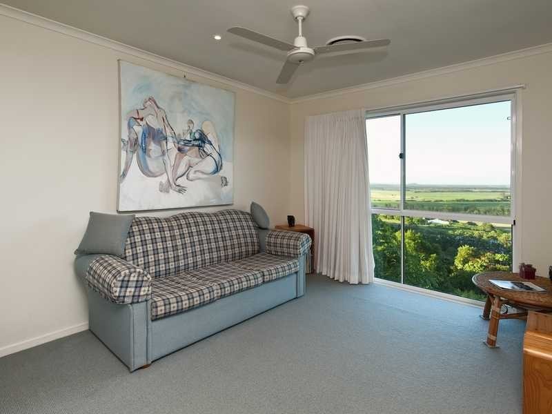 35 Tamin Place, Maroochy River QLD 4561