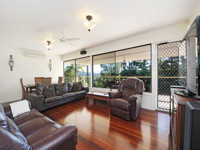 211 Panorama Drive, Rosemount QLD 4560