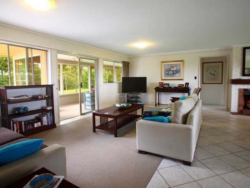 Rosemount QLD 4560