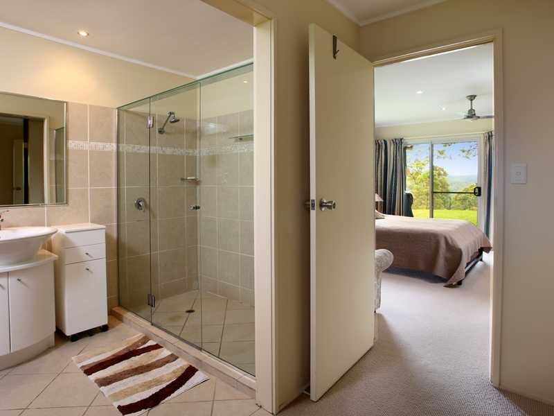 Rosemount QLD 4560