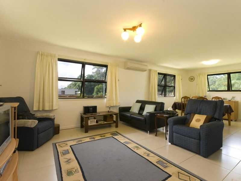30 Spring Myrtle Avenue, Nambour QLD 4560
