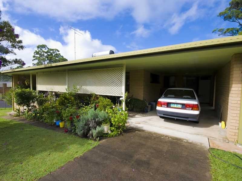 30 Spring Myrtle Avenue, Nambour QLD 4560