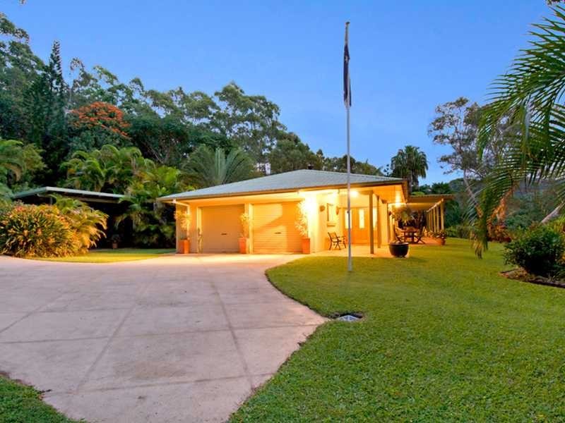 149 Towen Mountain Road, Towen Mountain QLD 4560